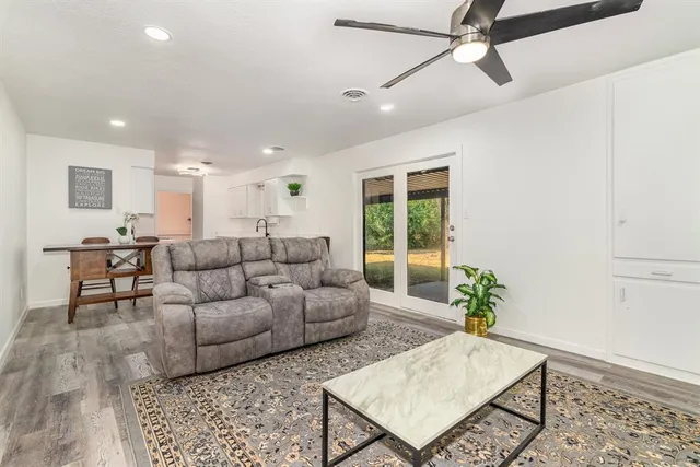 $309,000 | 808 Gregory Avenue, Bedford, TX 76022