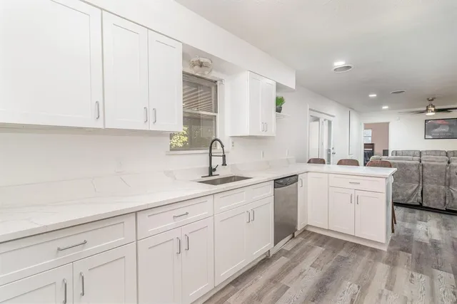 $309,000 | 808 Gregory Avenue, Bedford, TX 76022