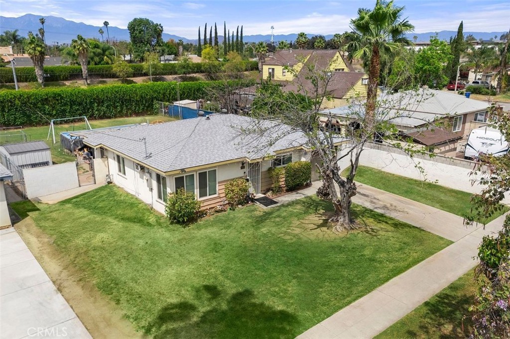 9721 Indiana Avenue Riverside, CA 92503 - Photo 3 of 6