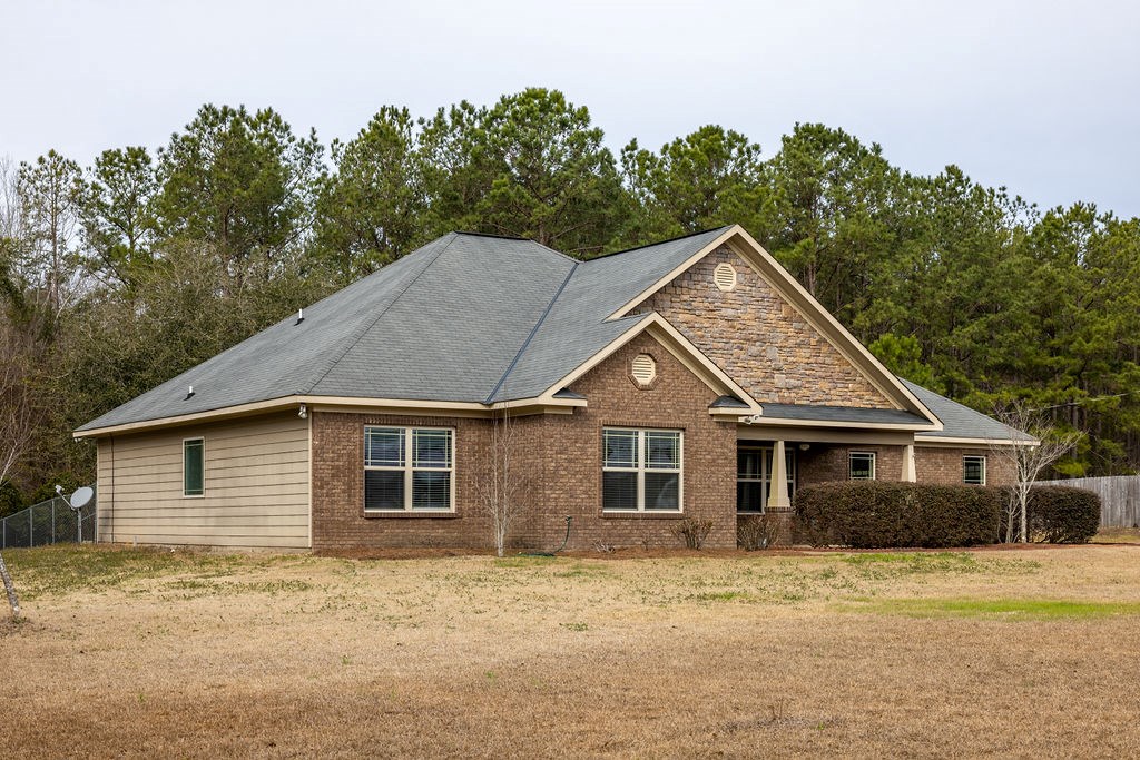 126 Kitetown Road Seale, AL 36875 - Photo 2 of 33