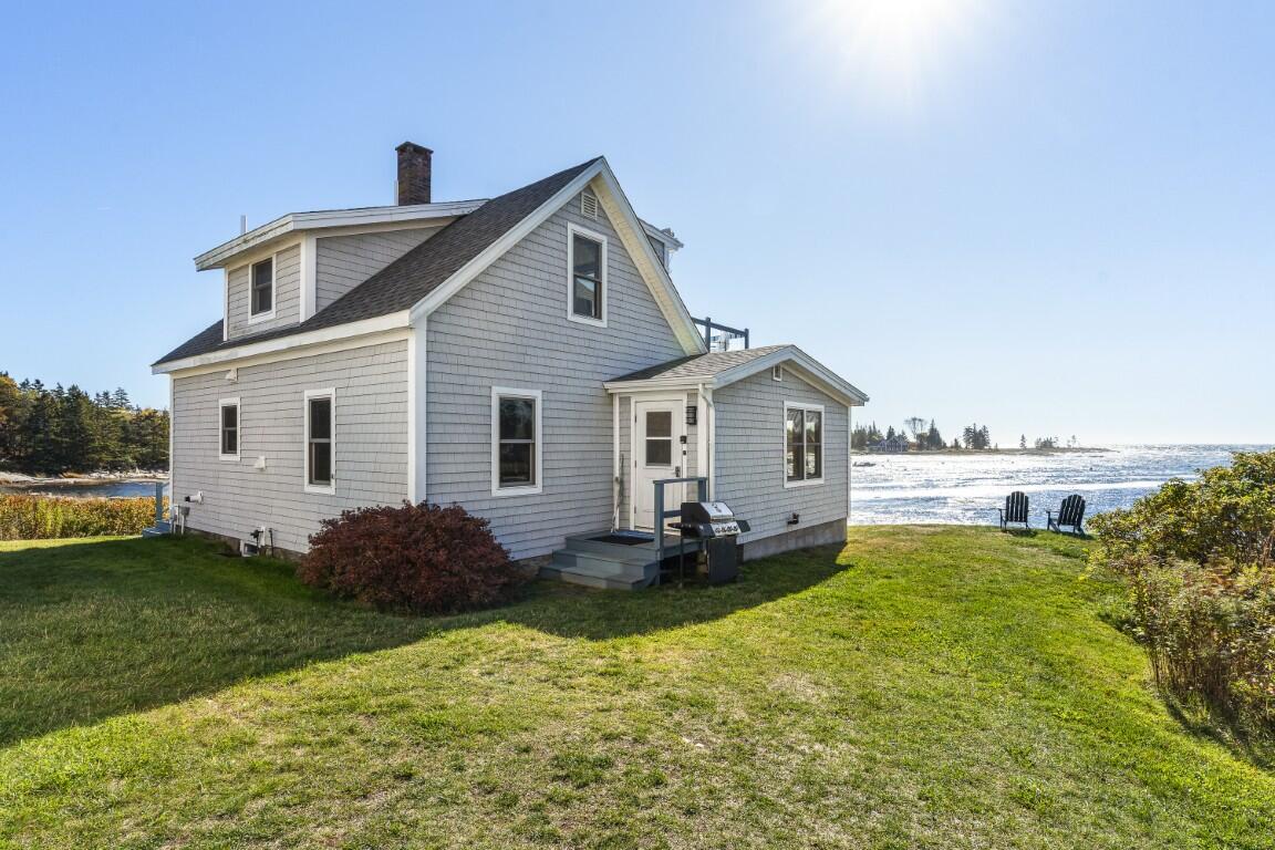 22 Gray Road Southport, ME 04576 - Photo 5 of 66