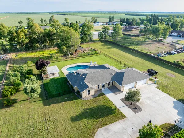 $1,019,989 | 21286 East Meza Lane, Linden, CA 95236