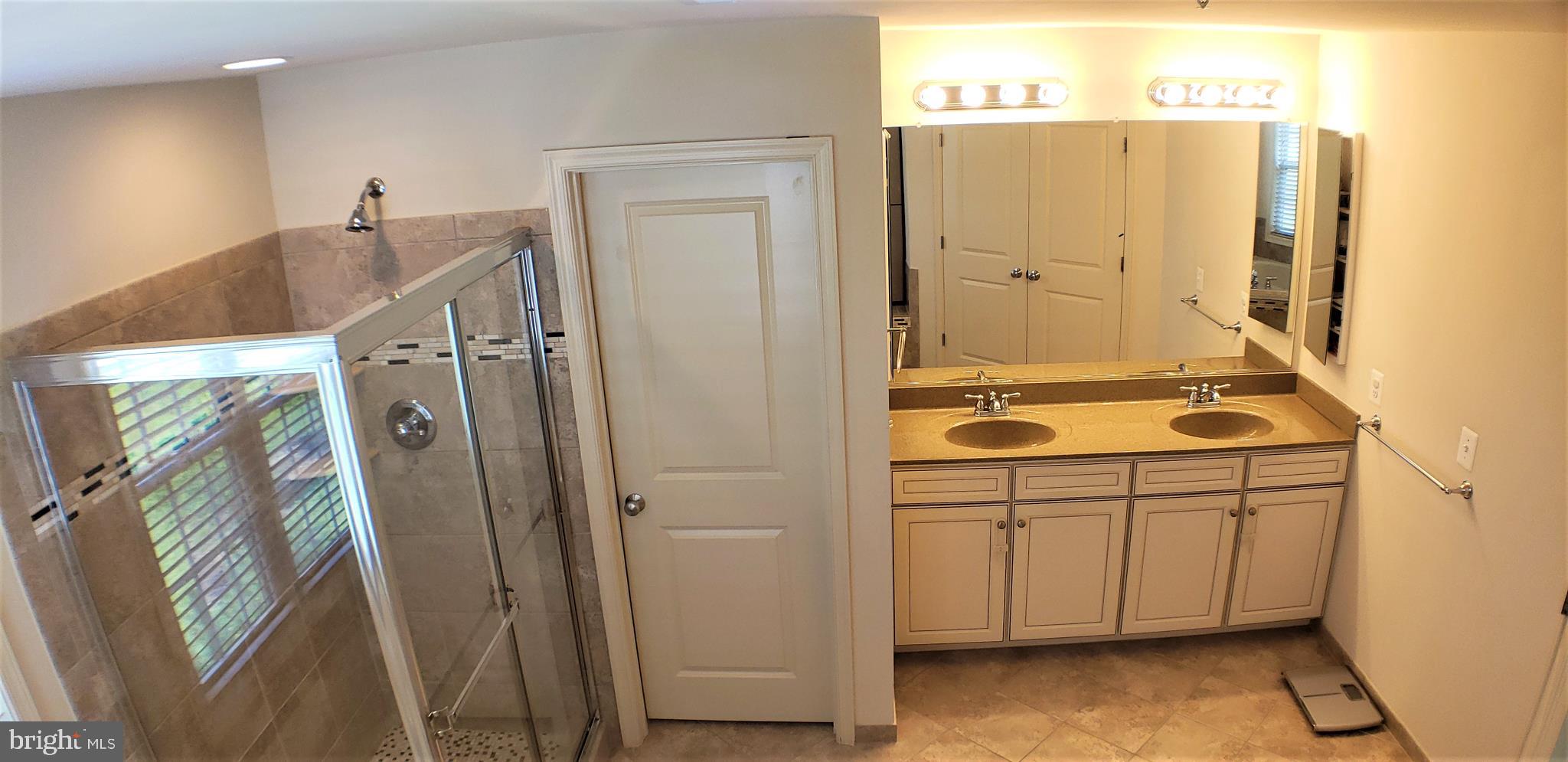 1538 Rabbit Hollow Place Silver Spring, MD 20906 - Photo 34 of 49 Master bathroom