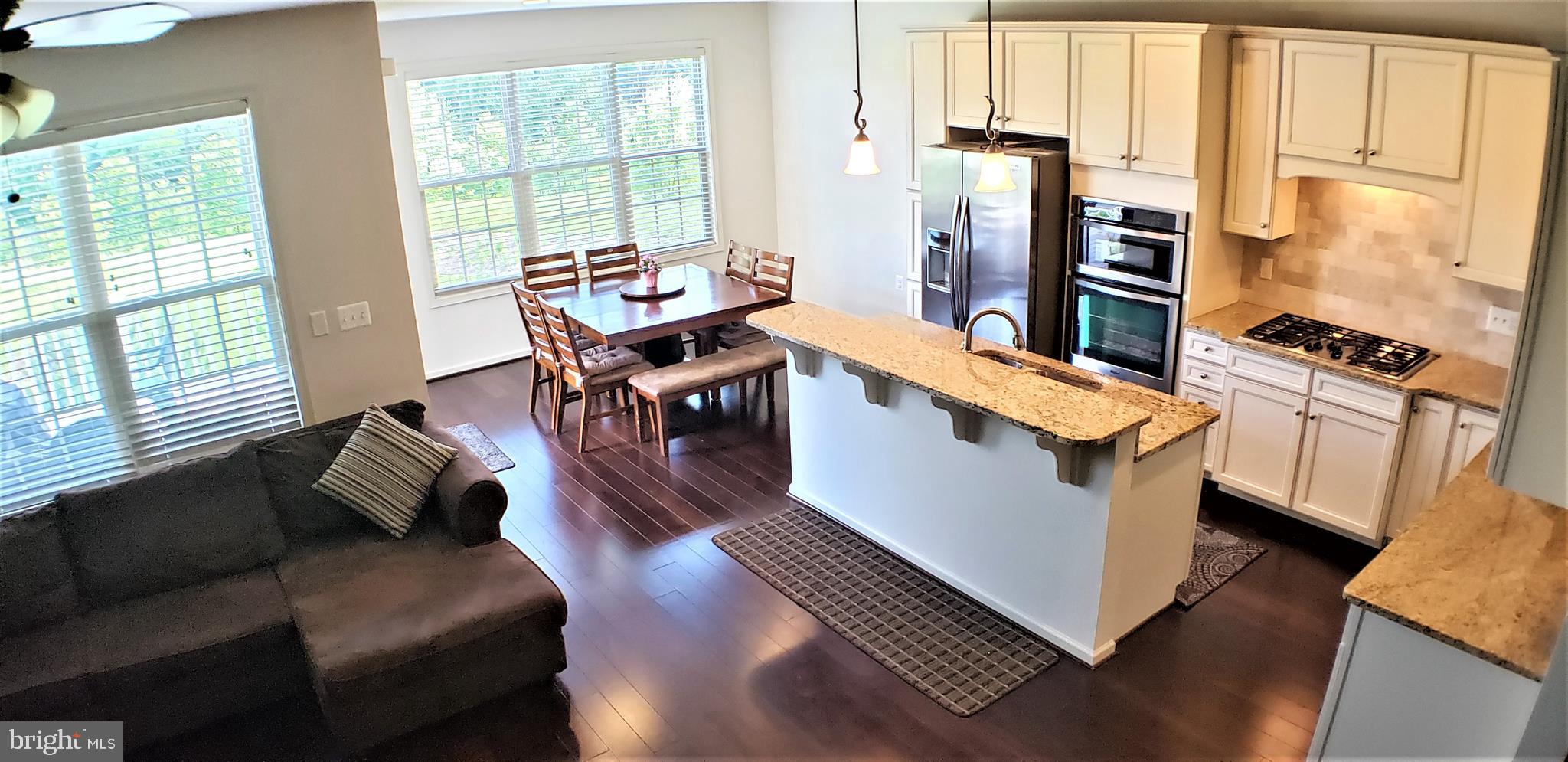 1538 Rabbit Hollow Place Silver Spring, MD 20906 - Photo 5 of 49 Kitchen Family room