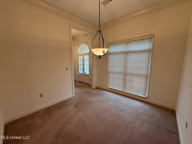 $300,000 | 28 Fairway Drive, Natchez, MS 39120