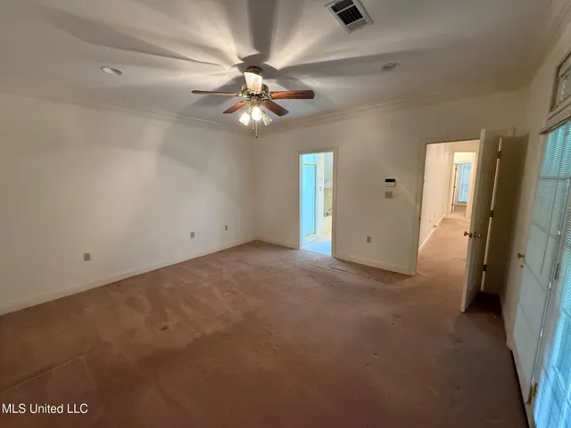 $300,000 | 28 Fairway Drive, Natchez, MS 39120