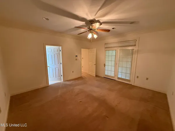 $300,000 | 28 Fairway Drive, Natchez, MS 39120