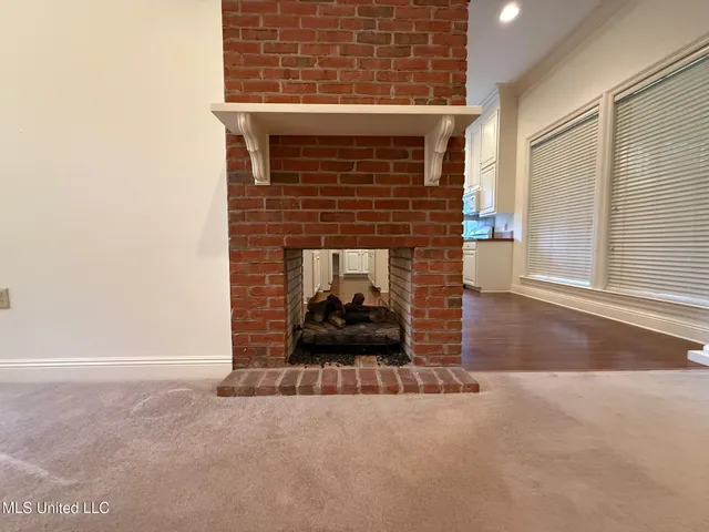 $300,000 | 28 Fairway Drive, Natchez, MS 39120