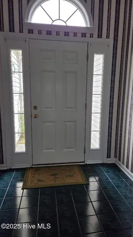 $2,200 | 4903 Vintner Court, Wilmington, NC 28409