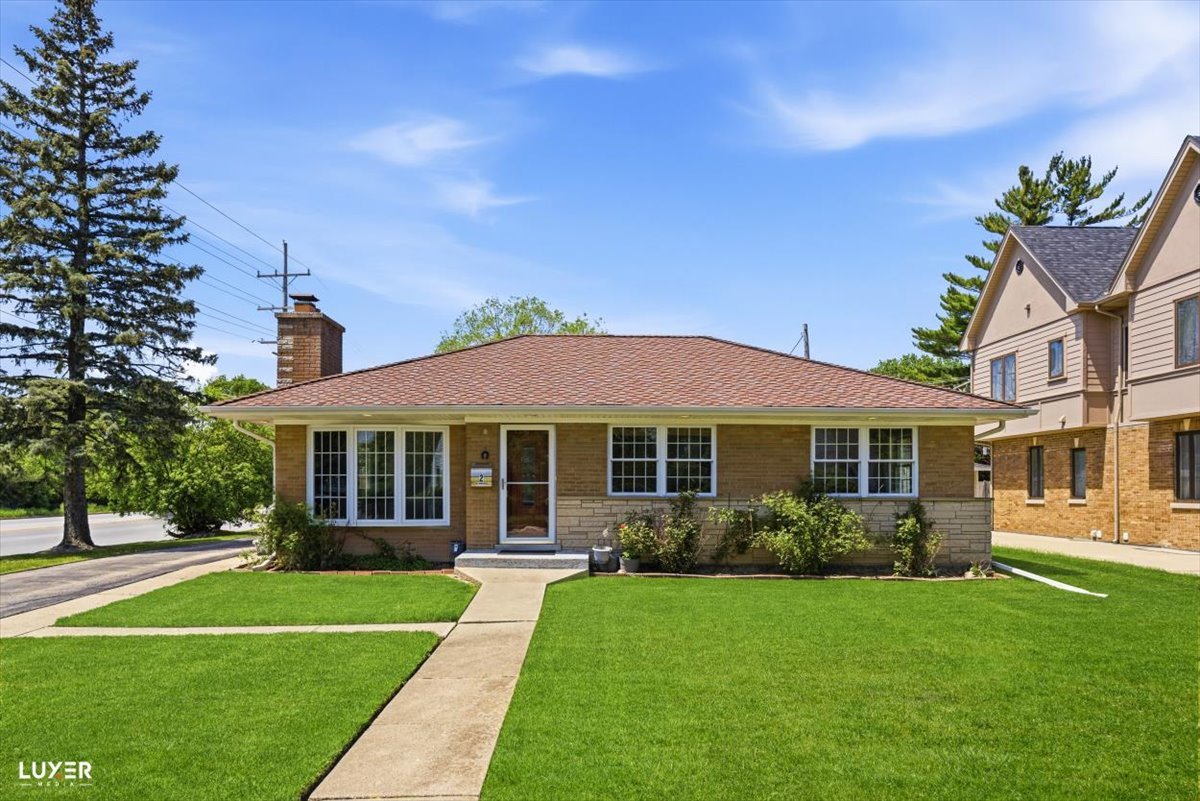 2 Washington Street Glenview, IL 60025 - Photo 3 of 39