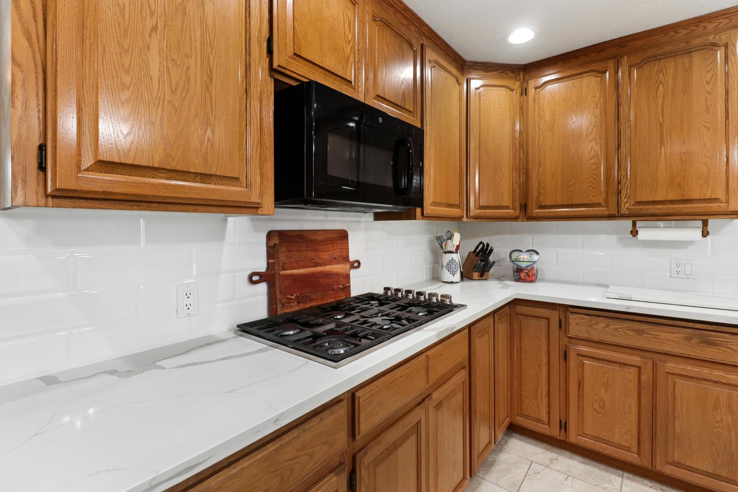 10576 Sheldon Road Elk Grove, CA 95624 - Photo 19 of 74