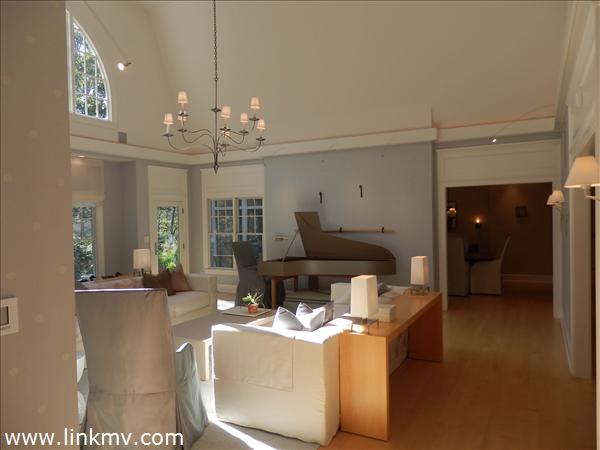 8 Jane's Cove Road Edgartown, MA 02539 - Photo 10 of 30 http://d1qzqeyxiitrap.cloudfront.net/photos/22145/600/9b57e44d.jpg