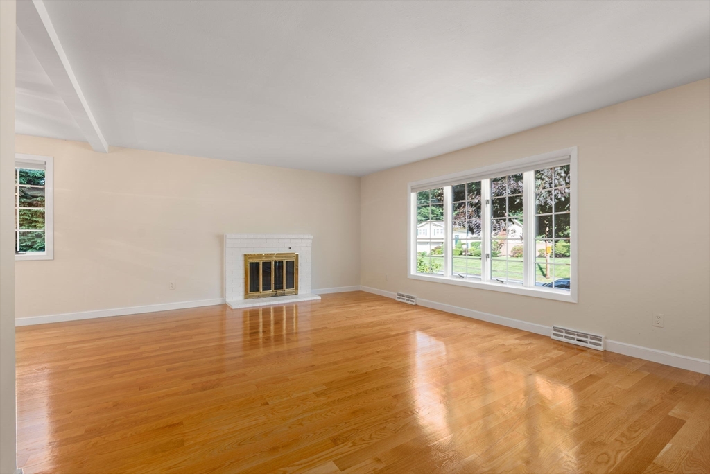 114 Albemarle Road Norwood, MA 02062 - Photo 14 of 42