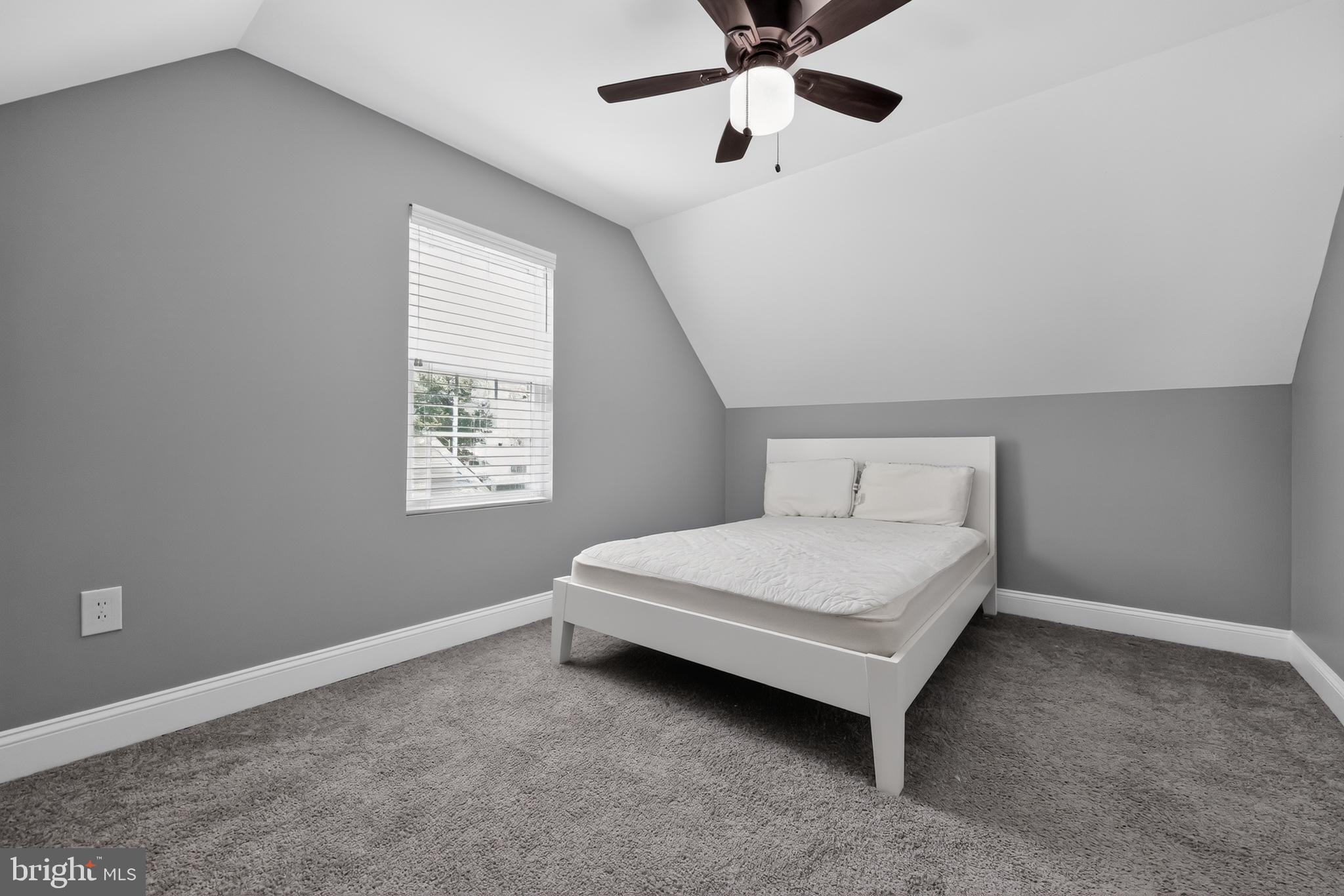 60 Pine Needle Road Levittown, PA 19056 - Photo 25 of 30