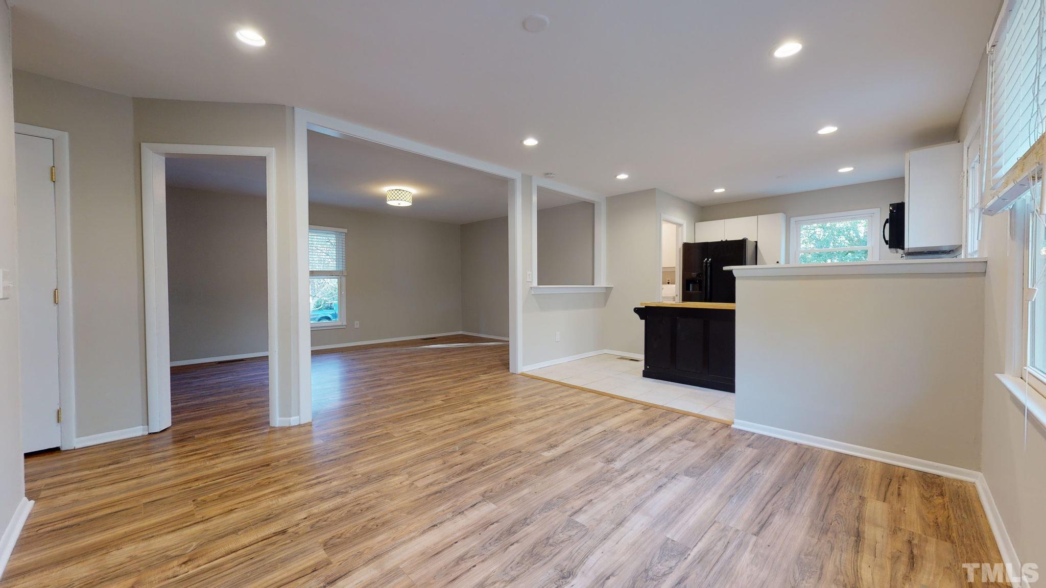 6016 Windham Drive Raleigh, NC 27609 - Photo 11 of 28 Gallery Image 11
