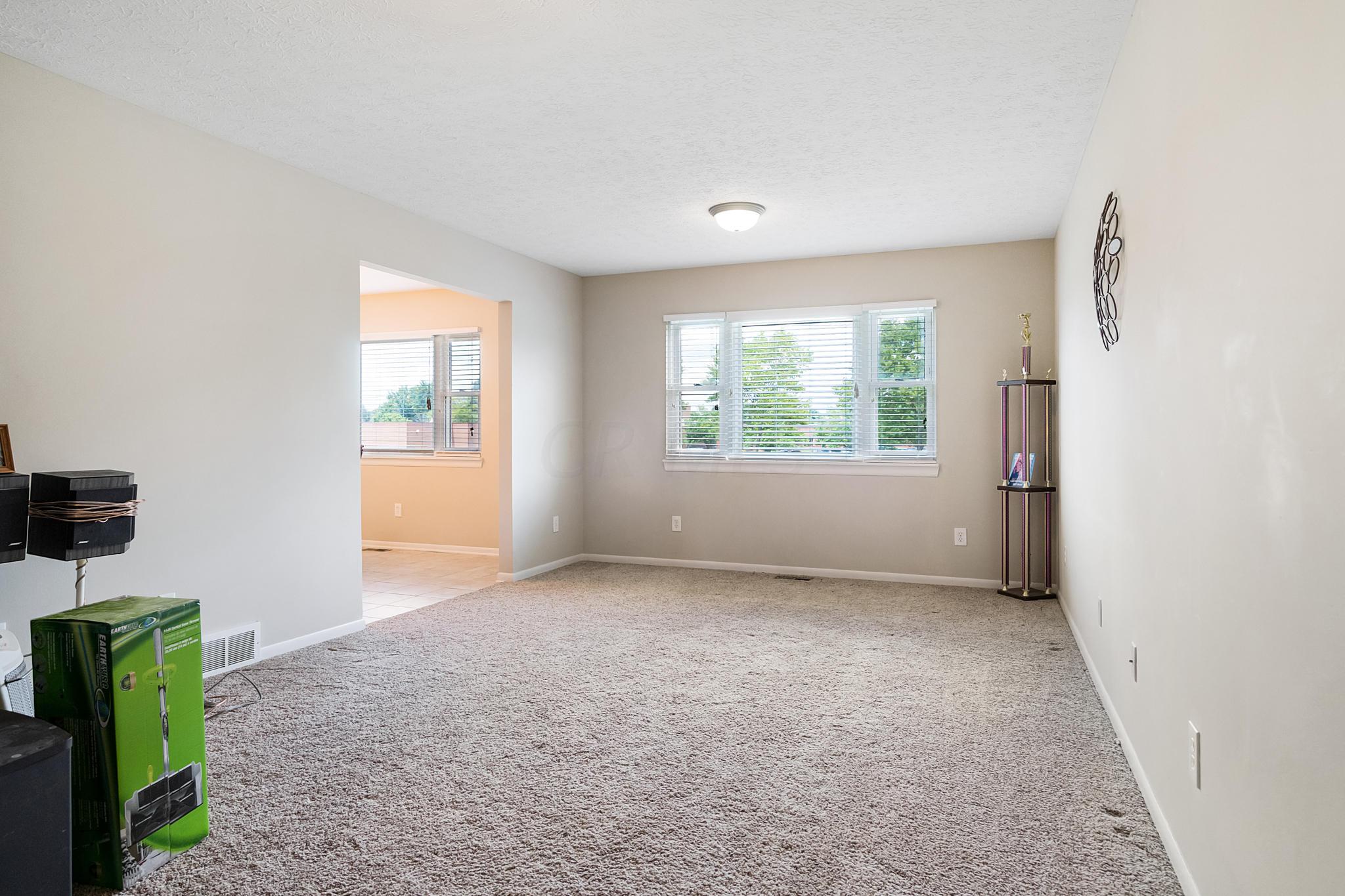 6053 Renner Road Columbus, OH 43228 - Photo 7 of 26 Gallery Image 7