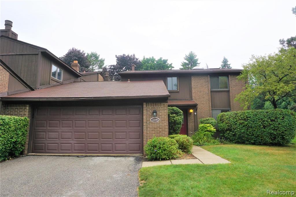 2218 Rhine Road West Bloomfield, MI 48323 - Photo 1 of 39