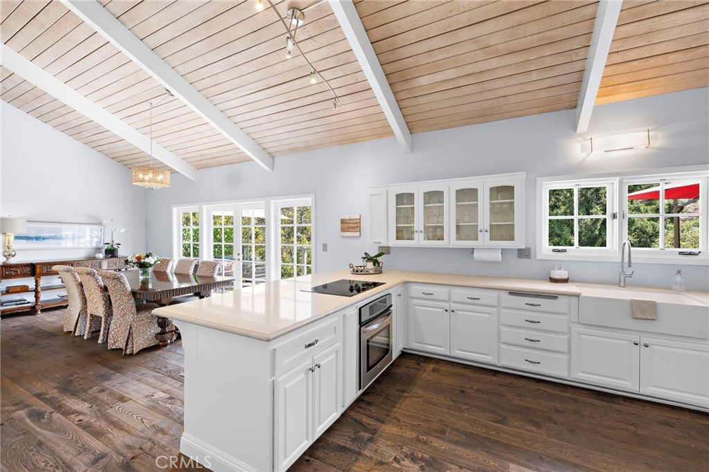 1467 Regatta Road Laguna Beach, CA 92651 - Photo 11 of 36 Gallery Image 11