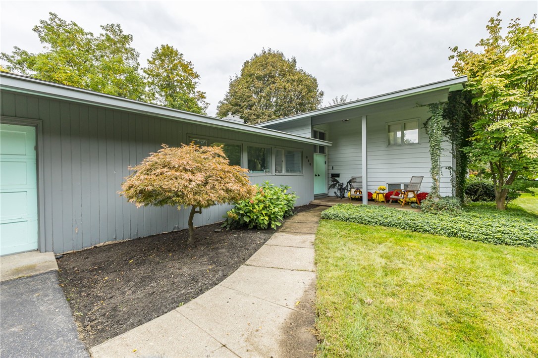 150 Georgian Court Road Brighton, NY 14610 - Photo 1 of 40 Gallery Image 1