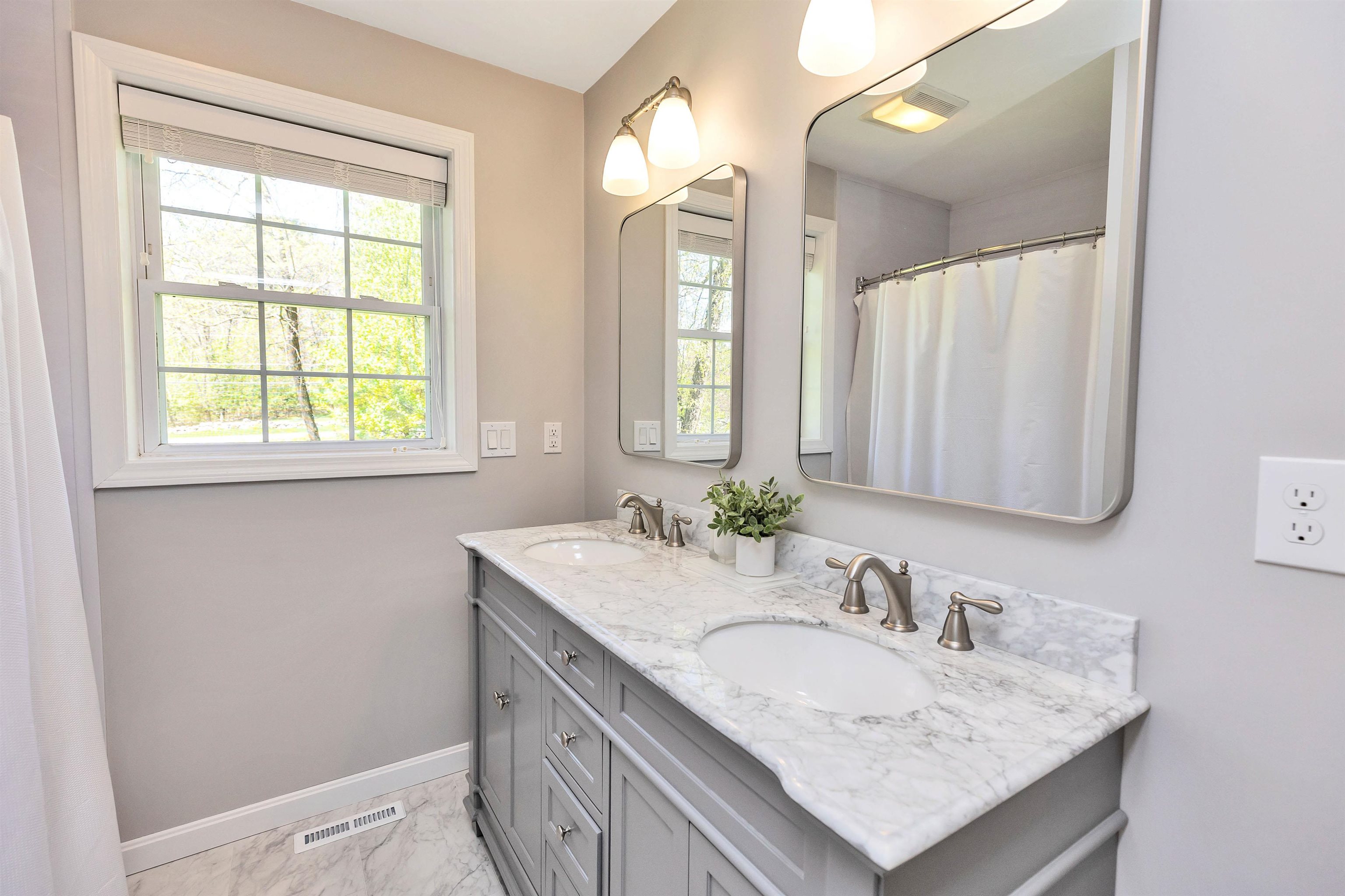 4 Barker Road Windham, NH 03087 - Photo 14 of 40