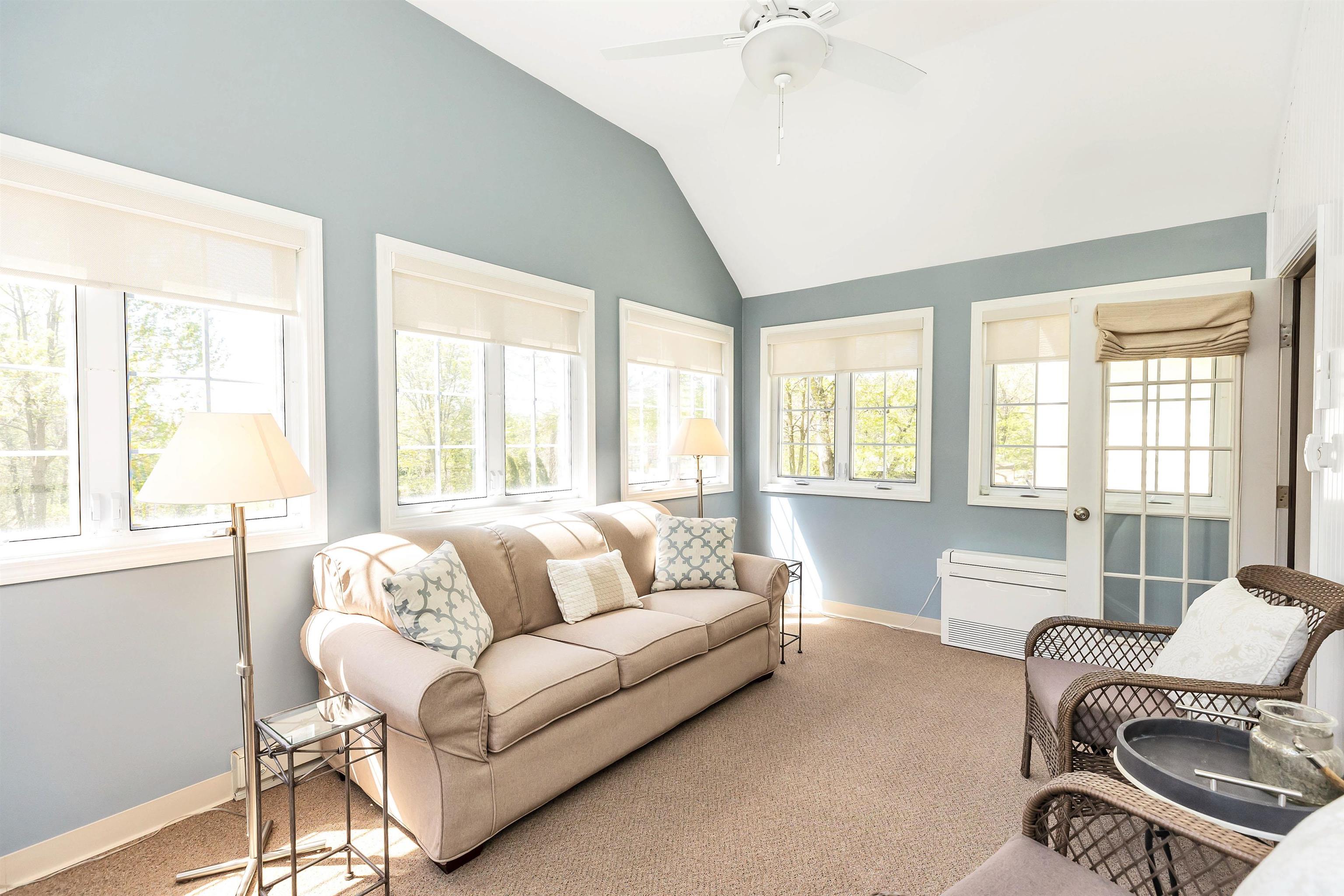 4 Barker Road Windham, NH 03087 - Photo 5 of 40