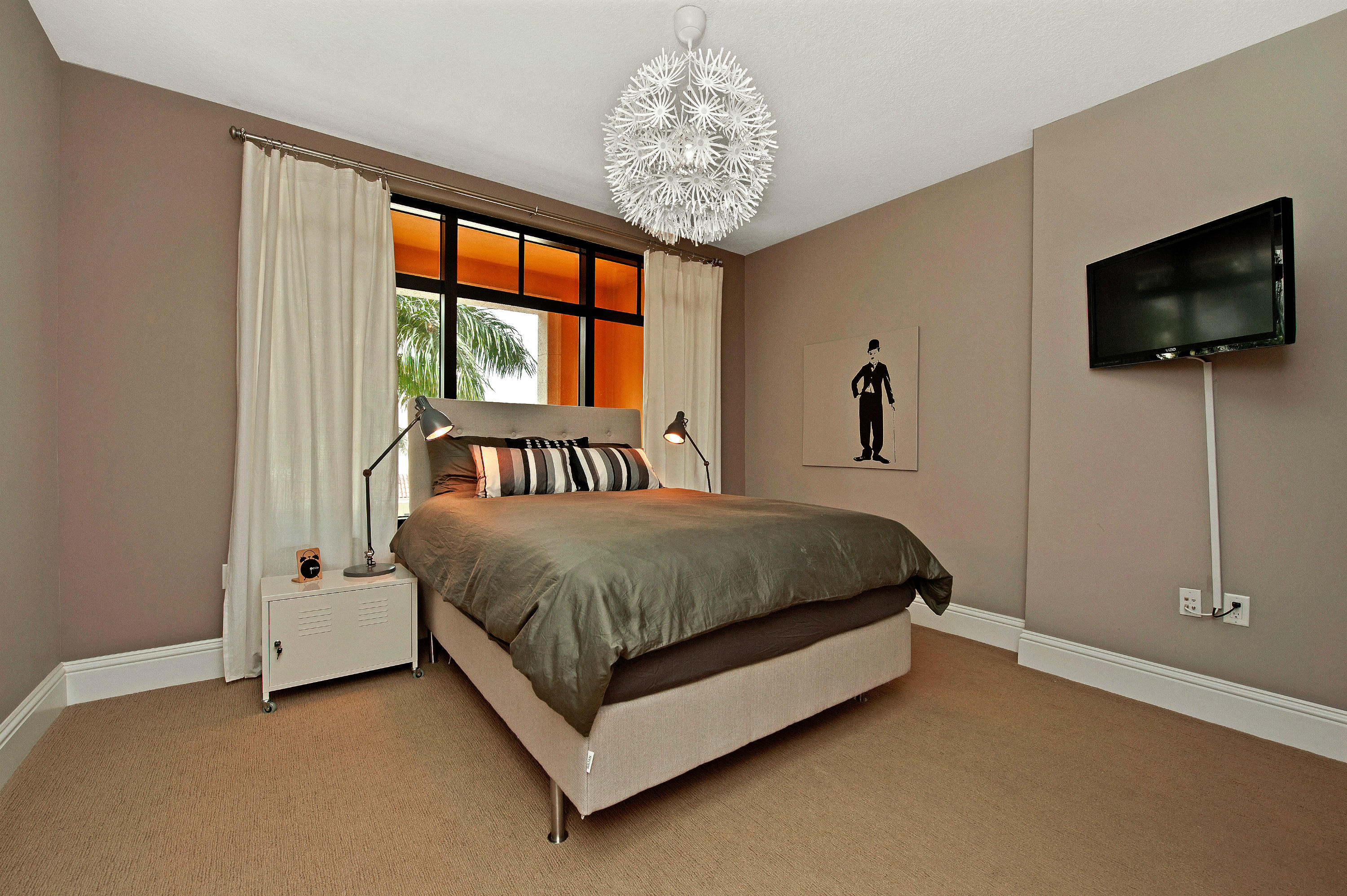 200 East Palmetto Park Road, Unit TH12 Boca Raton, FL 33432 - Photo 13 of 38 Guest Bedroom