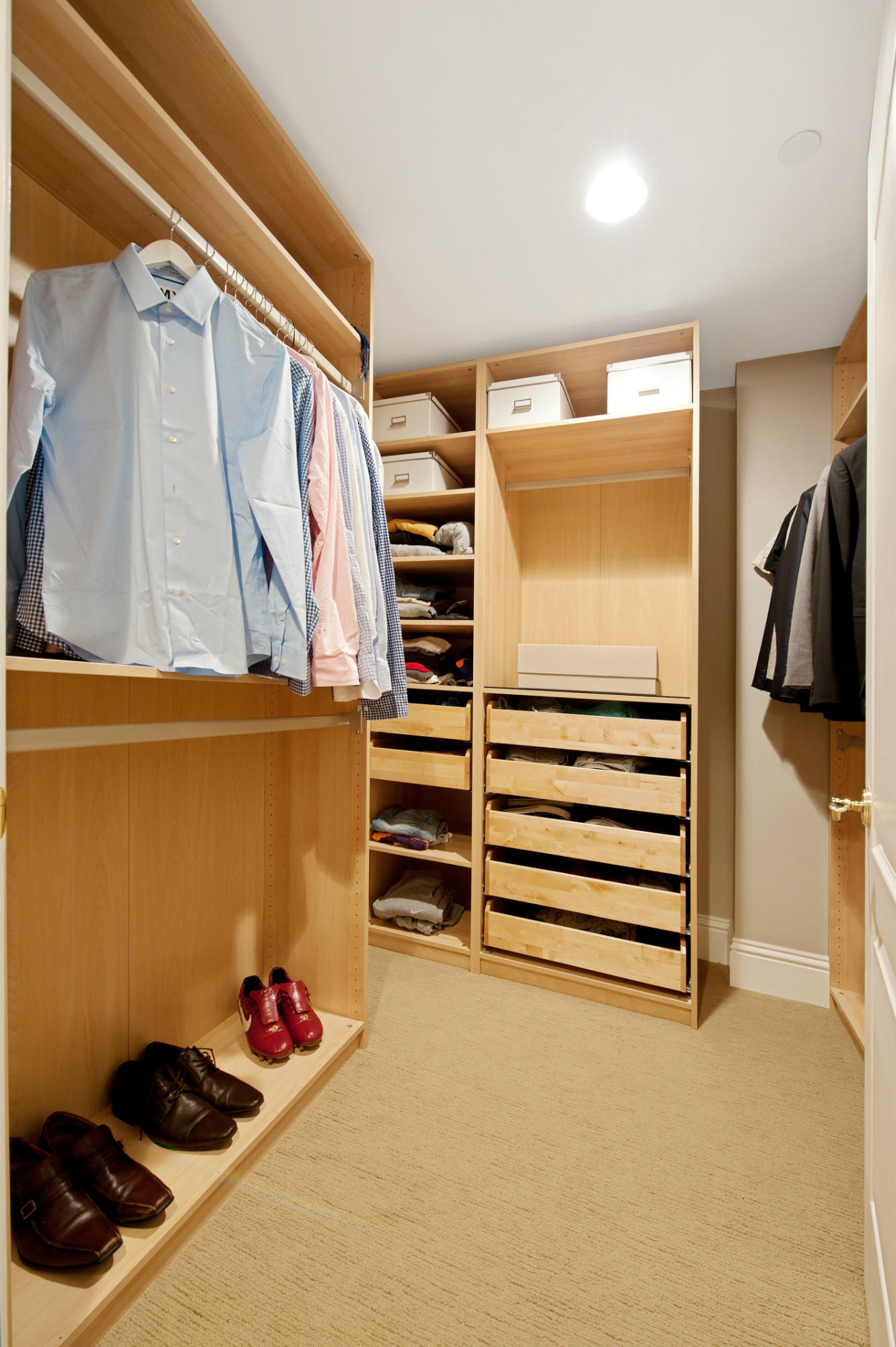 200 East Palmetto Park Road, Unit TH12 Boca Raton, FL 33432 - Photo 16 of 38 Custom Walk-in Closet