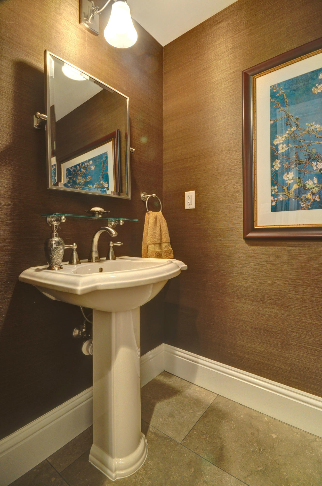 200 East Palmetto Park Road, Unit TH12 Boca Raton, FL 33432 - Photo 37 of 38 Powder Room