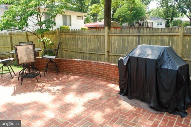 10094 Botsford Road Manassas, VA 20109 - Photo 16 of 21 Outdoor Barbecue Area