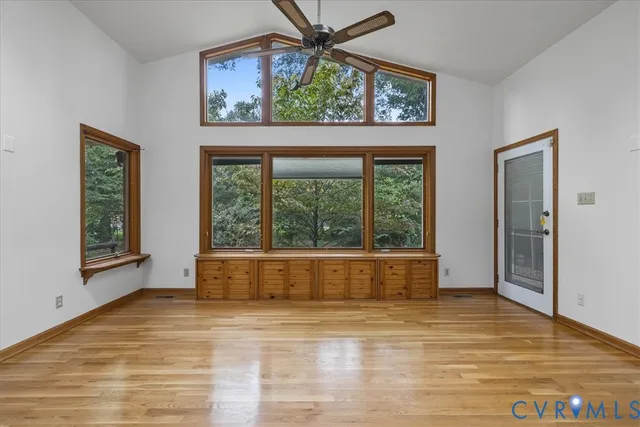 $379,000 | 1304 Wellington Road, Colonial Heights, VA 23834