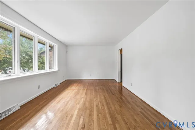 $379,000 | 1304 Wellington Road, Colonial Heights, VA 23834