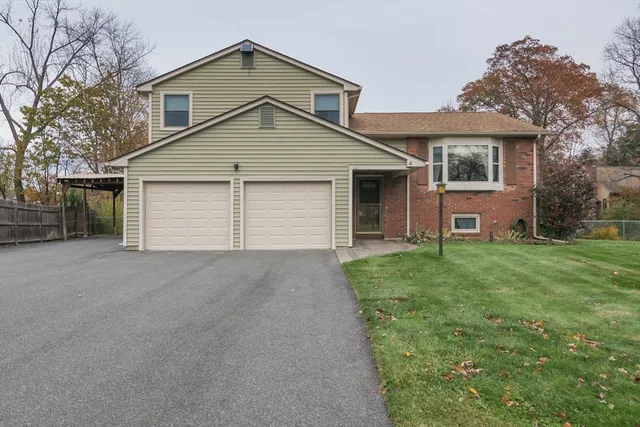 $400,000 | 4 Liquori Drive, Feeding Hills, MA 01030
