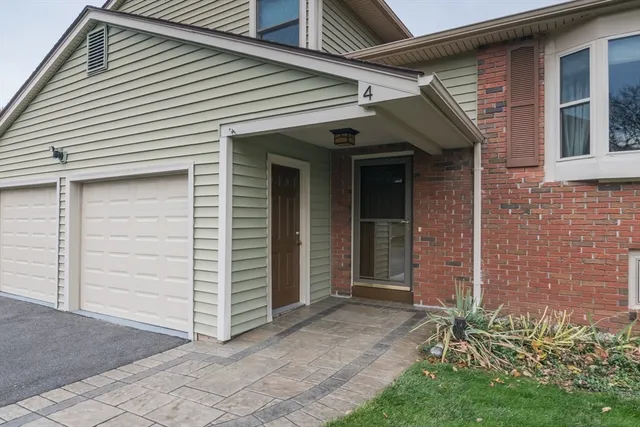 $400,000 | 4 Liquori Drive, Feeding Hills, MA 01030