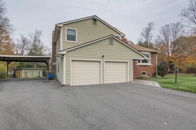 $400,000 | 4 Liquori Drive, Feeding Hills, MA 01030
