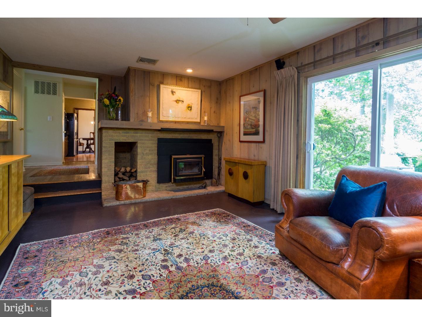 29 Delaware Rim Drive Yardley, PA 19067 - Photo 12 of 25 Family Room