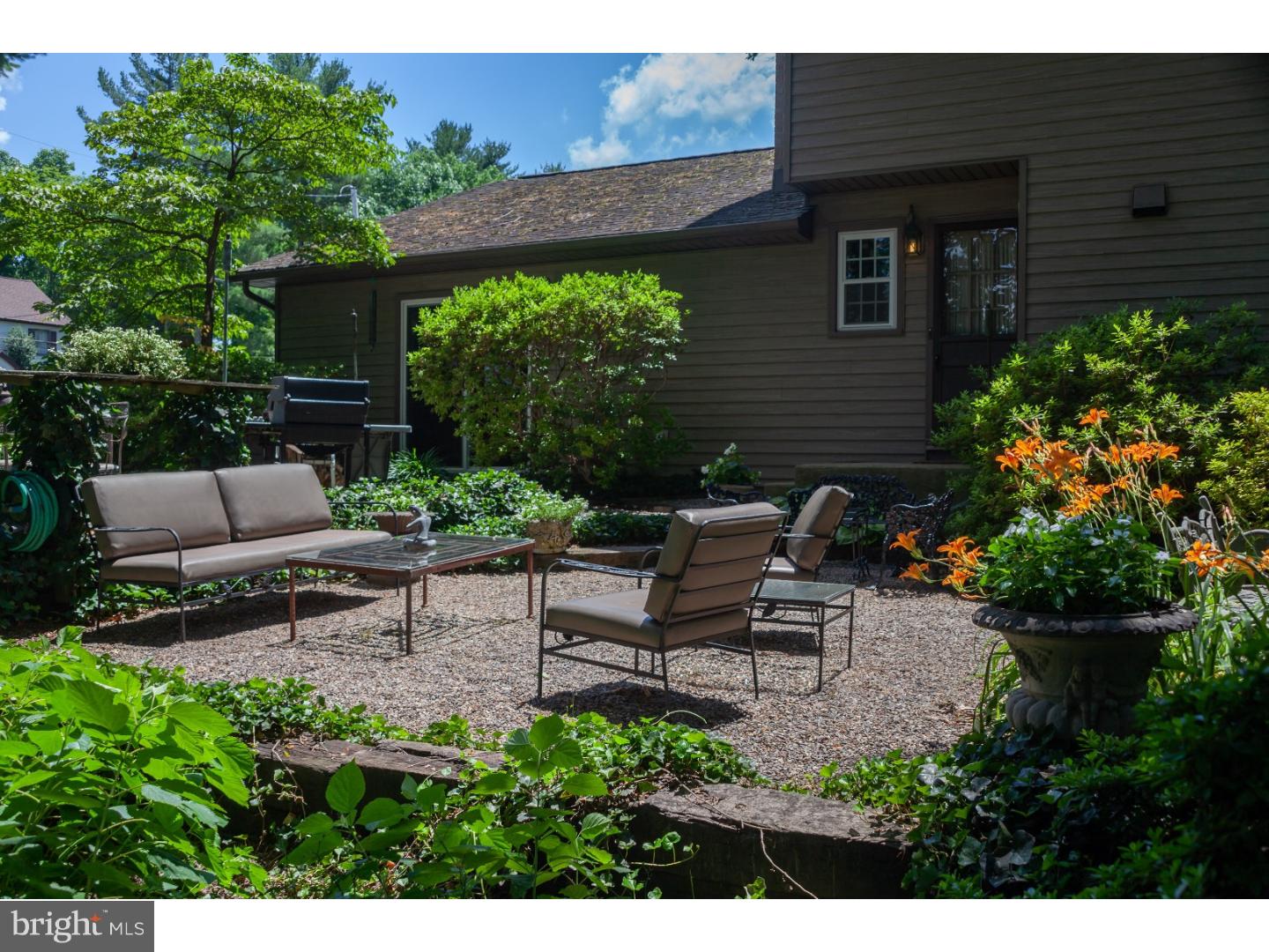 29 Delaware Rim Drive Yardley, PA 19067 - Photo 23 of 25 Patio
