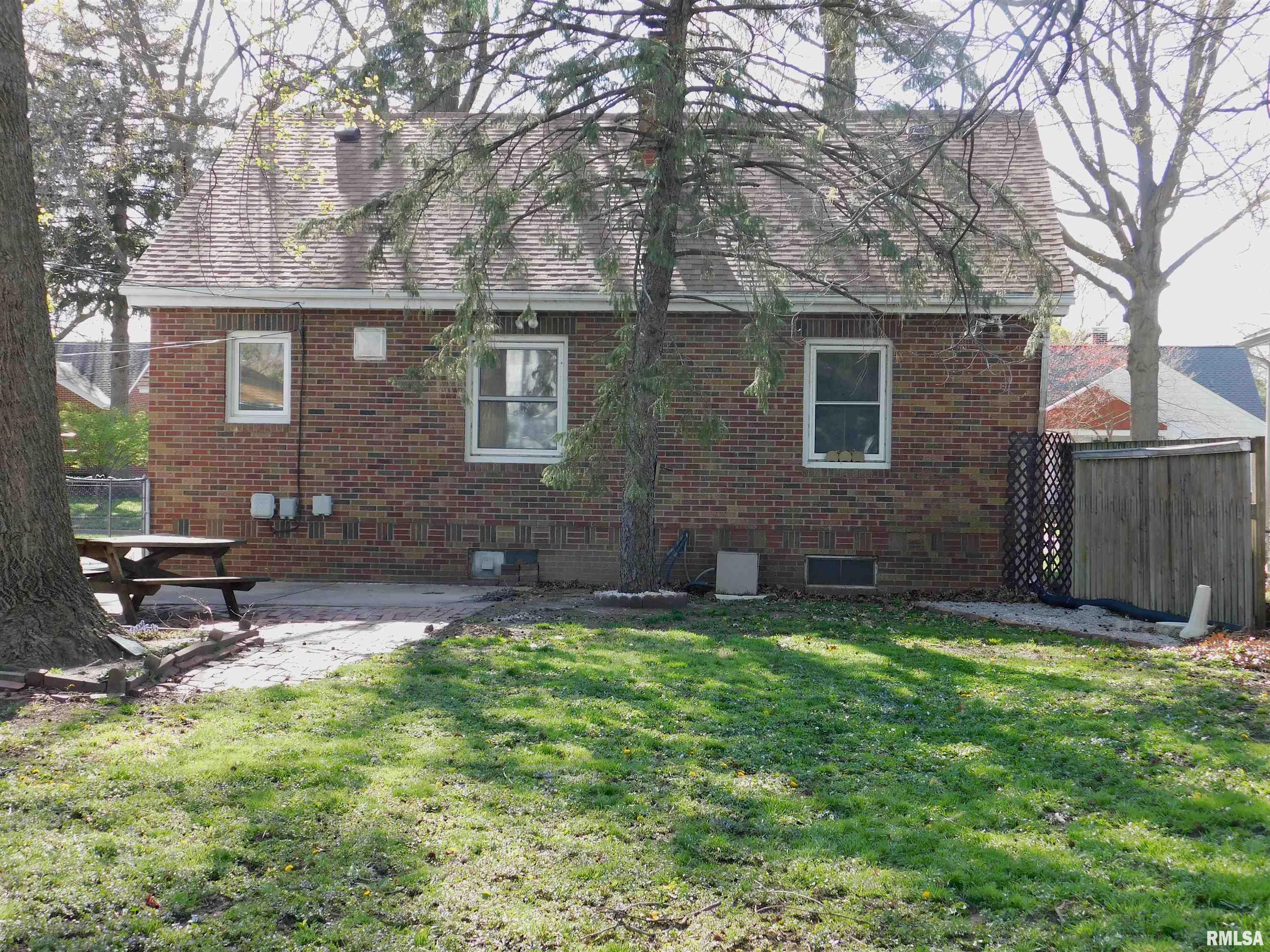 2068 North 20th Street Springfield, IL 62702 - Photo 21 of 22