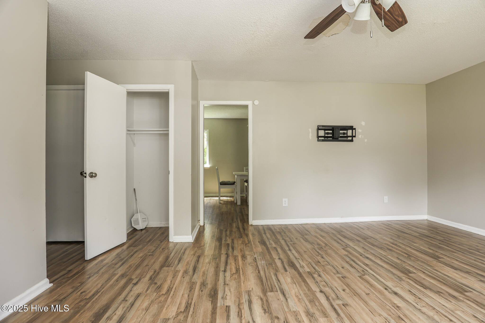 408 Sterling Road Jacksonville, NC 28546 - Photo 9 of 25 408 Sterling-01