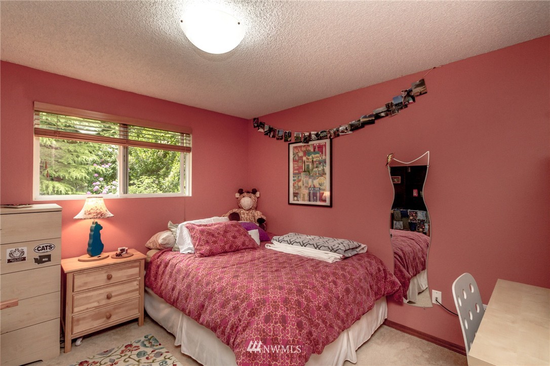 19707 43rd Avenue Southeast Bothell, WA 98012 - Photo 17 of 20 Gallery Image 17