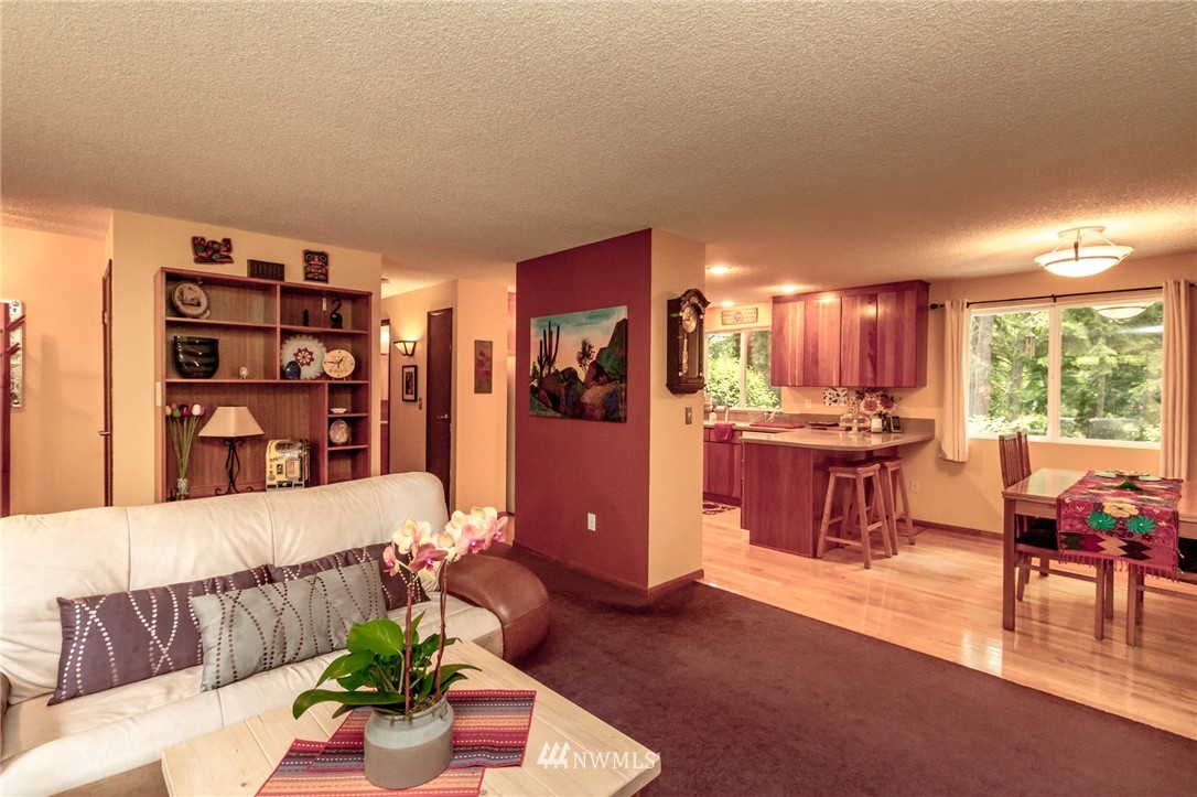 19707 43rd Avenue Southeast Bothell, WA 98012 - Photo 10 of 20 Gallery Image 10