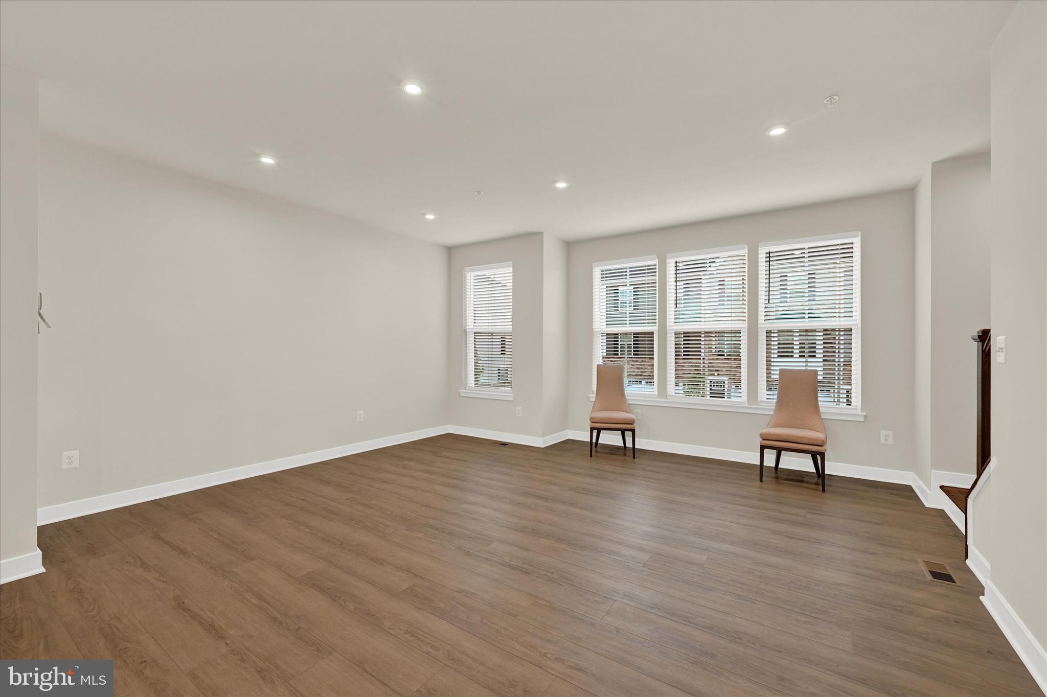 7907 Olive Branch Way Laurel, MD 20723 - Photo 13 of 28 Living room