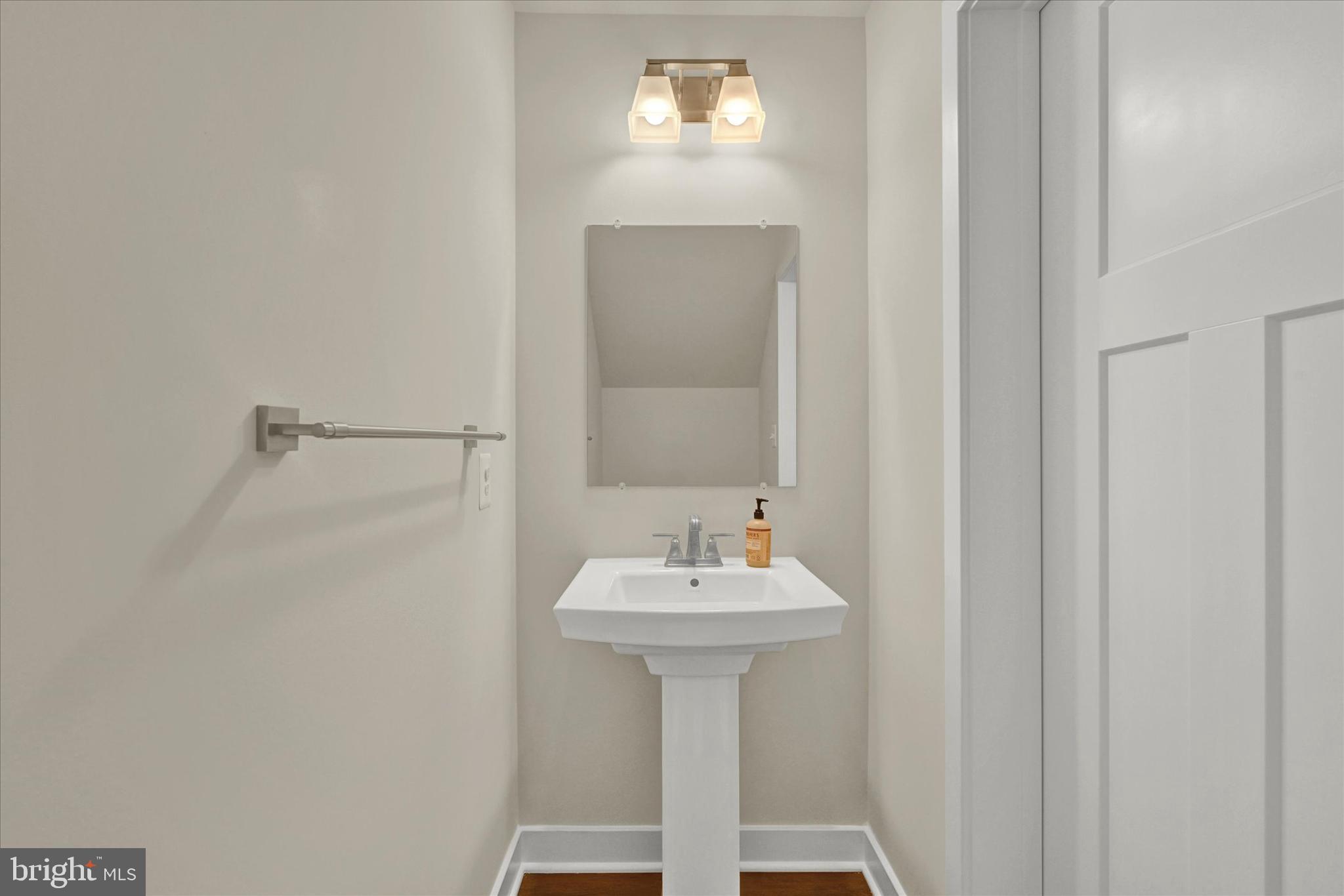 7907 Olive Branch Way Laurel, MD 20723 - Photo 15 of 28 Main level powder room