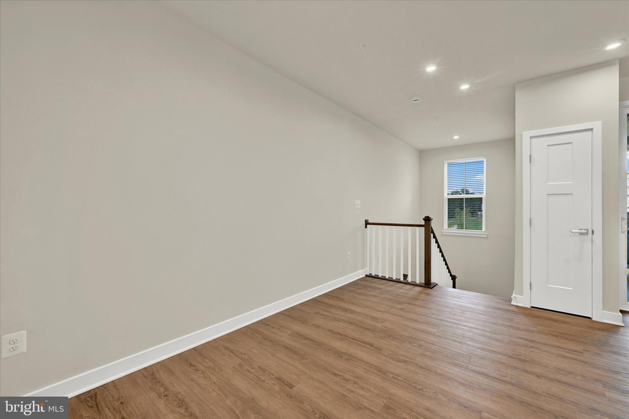 7907 Olive Branch Way Laurel, MD 20723 - Photo 16 of 28 Dining room table