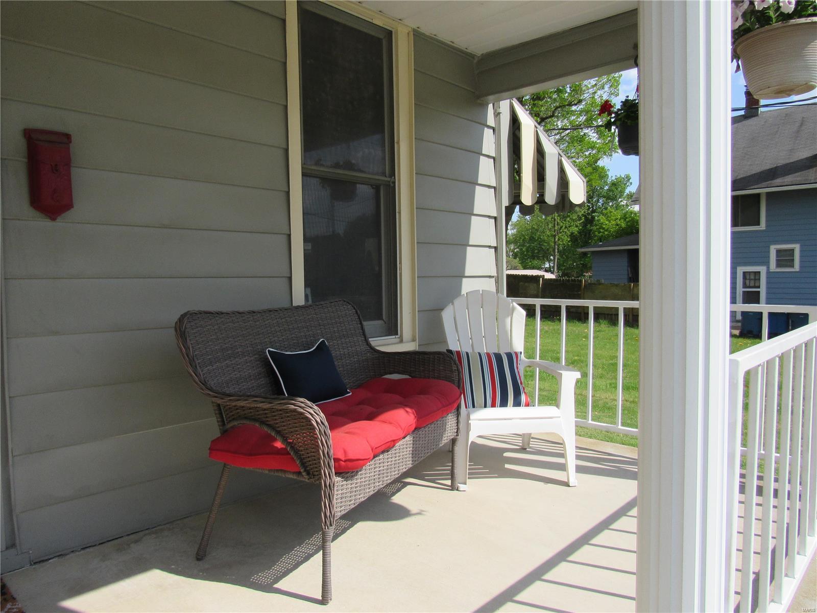 1813 State Street Alton, IL 62002 - Photo 3 of 26