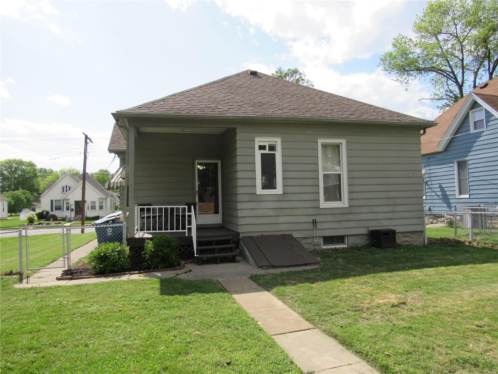 1813 State Street Alton, IL 62002 - Photo 23 of 26