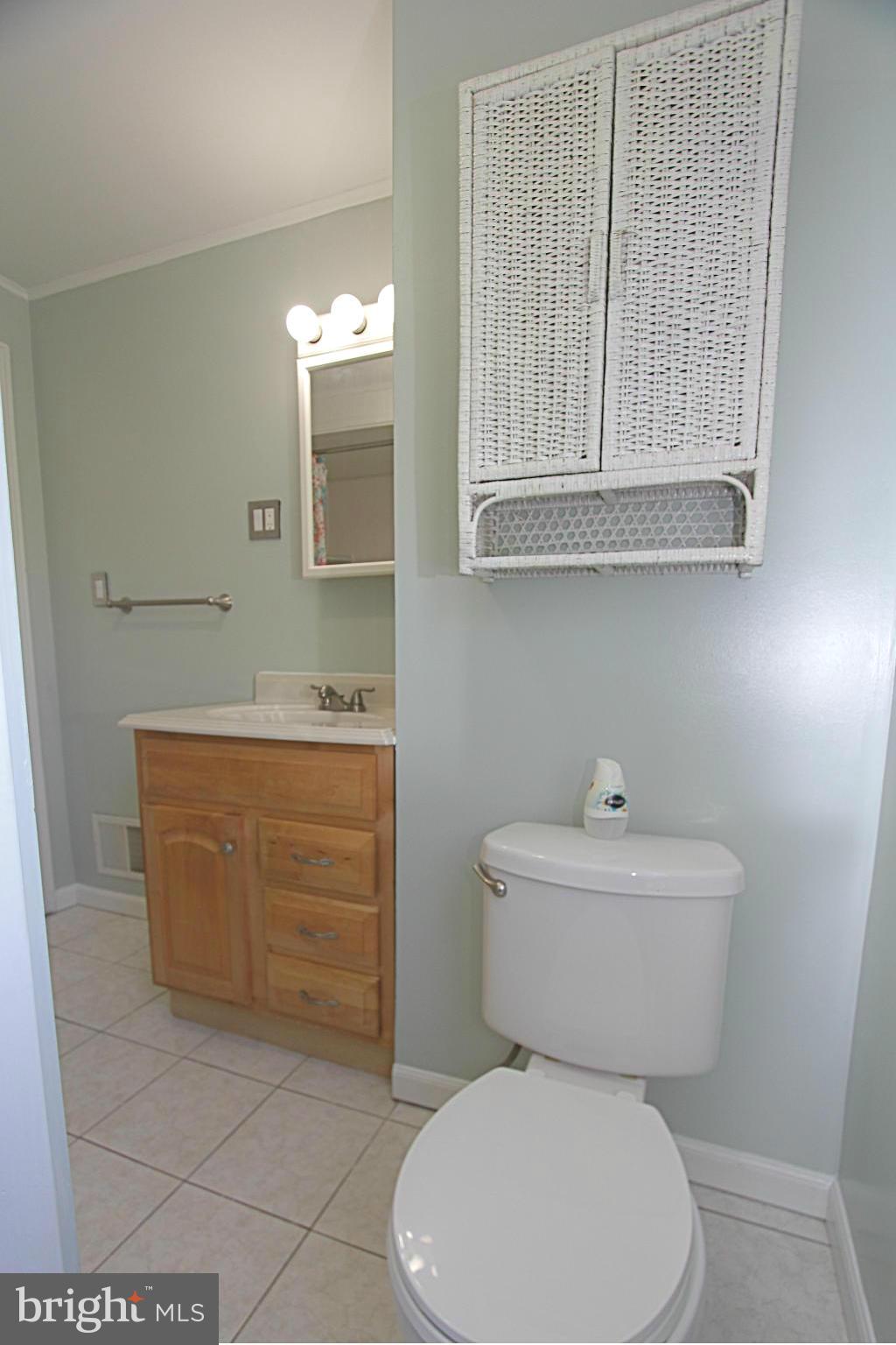 7034 Dunbar Road Dundalk, MD 21222 - Photo 12 of 22 Bath