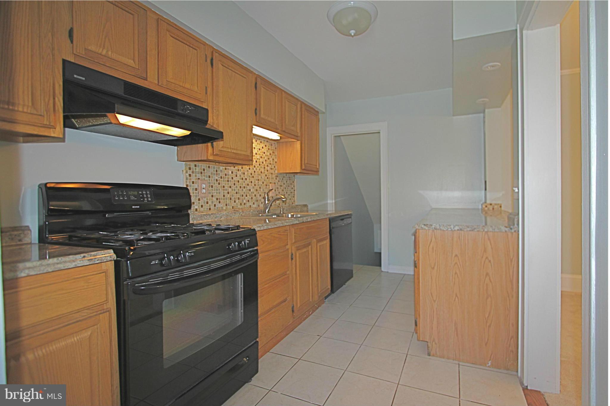7034 Dunbar Road Dundalk, MD 21222 - Photo 7 of 22 Kitchen