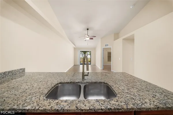 $1,750 | 2820 Southwest 7th Place, Cape Coral, FL 33914