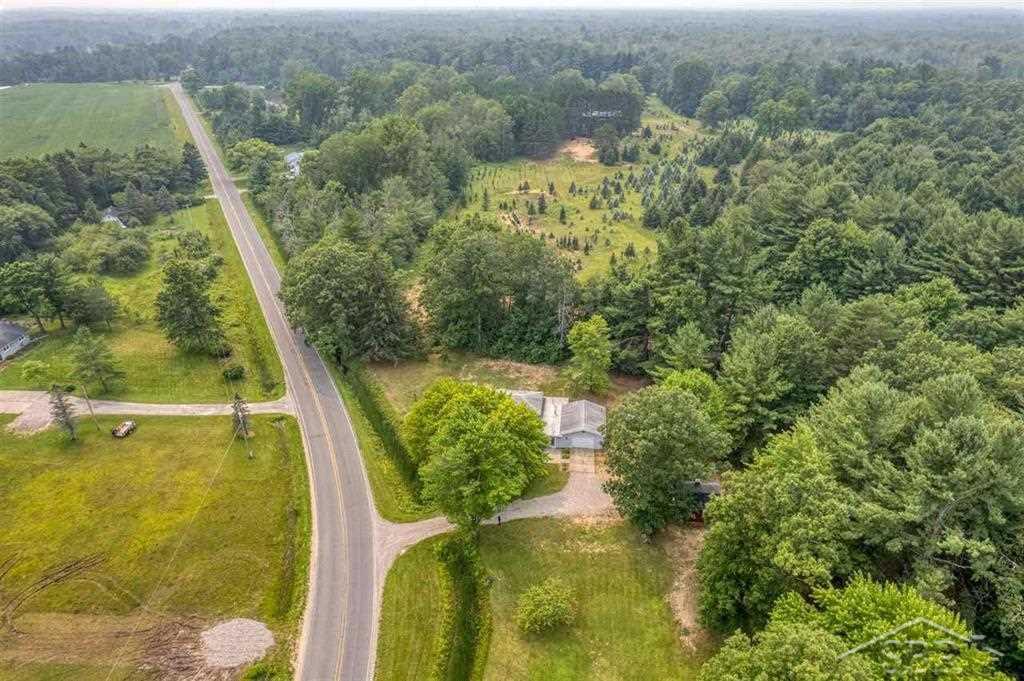 1346 West Pine River Road Breckenridge, MI 48615 - Photo 42 of 44 50049210-41.JPG