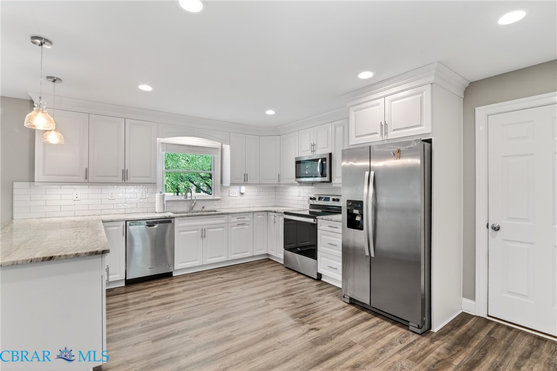 7998 Roaring Springs Road Gloucester, VA 23061 - Photo 13 of 40